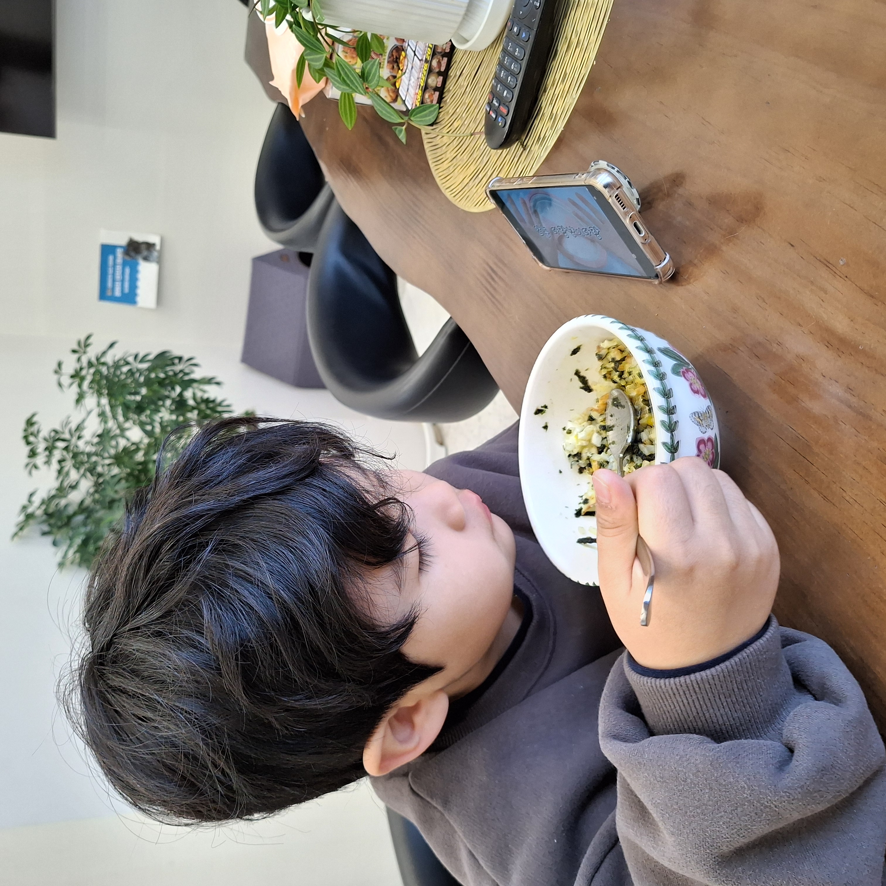 엄마 따라갈래 ㅎㅎ