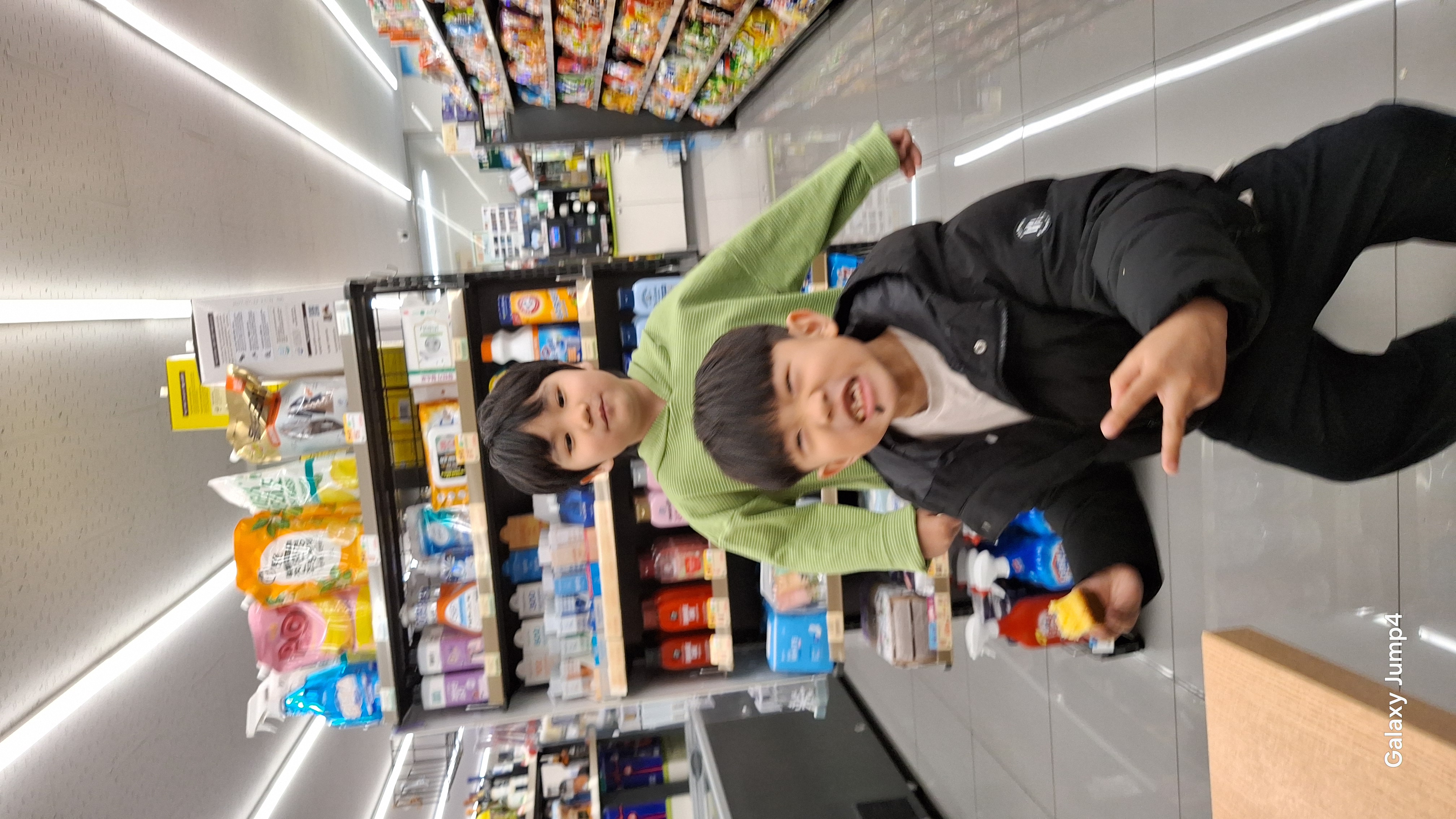 배고픈 8 세 7세